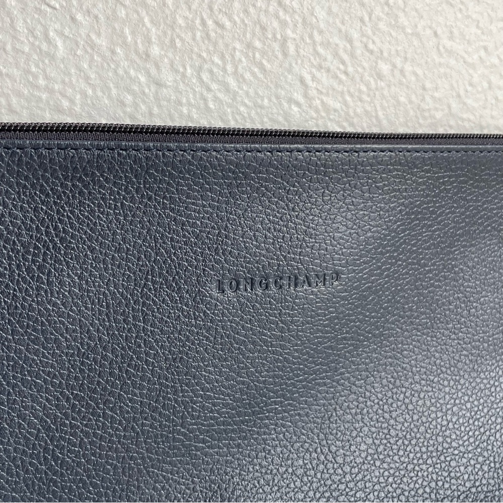 Longchamp Le Foulonné Navy Blue Pebbled Leather Clutch Purse Pouch Zippered - Picture 3 of 10